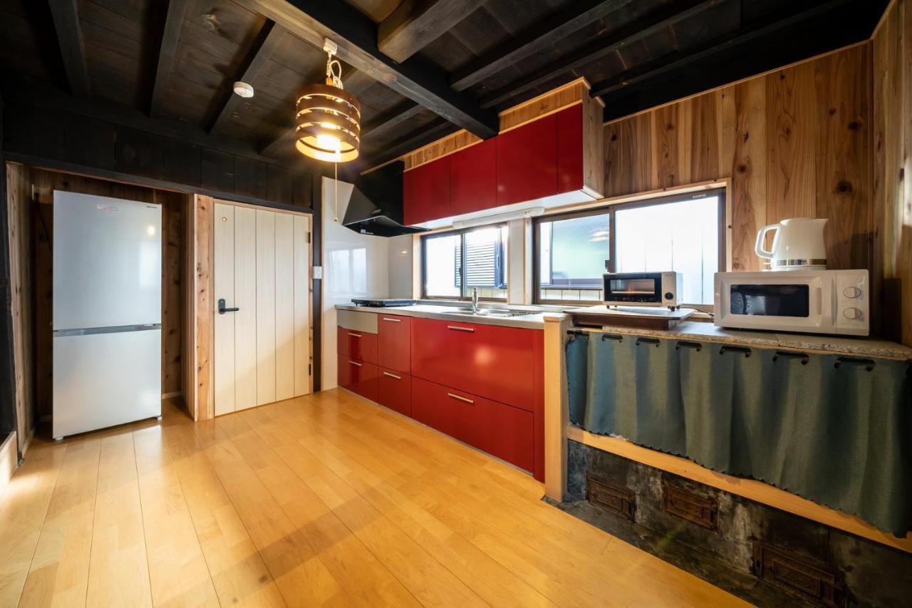 יאמאנאשי Livegrace House Lake Saiko 西湖古民家 מראה חיצוני תמונה