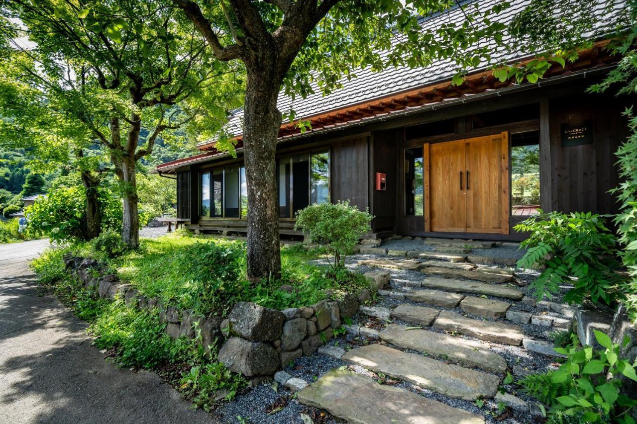 יאמאנאשי Livegrace House Lake Saiko 西湖古民家 מראה חיצוני תמונה